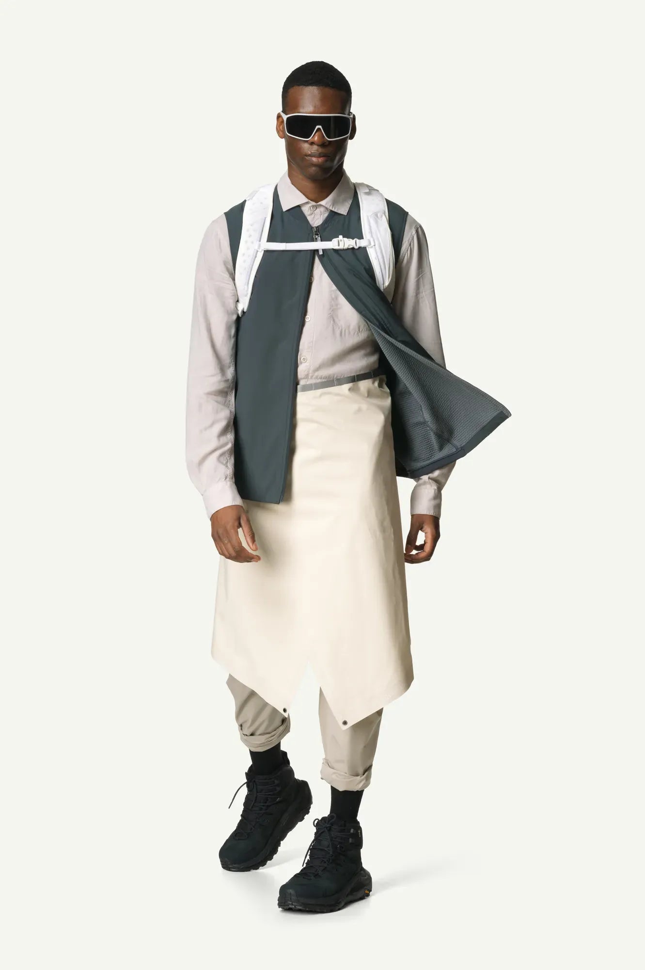 トップス Houdini Moonwalk Vest Men's Moonwalk Houdi | Light, technical mid-layer jacket – Houdini