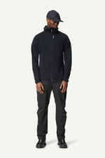 830036_900_100_Men_Aero_Houdi_true_black_C115_c_low