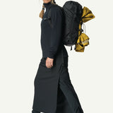 830040_900_101_Women_Aero_Jacket_true_black_C473_c_low
