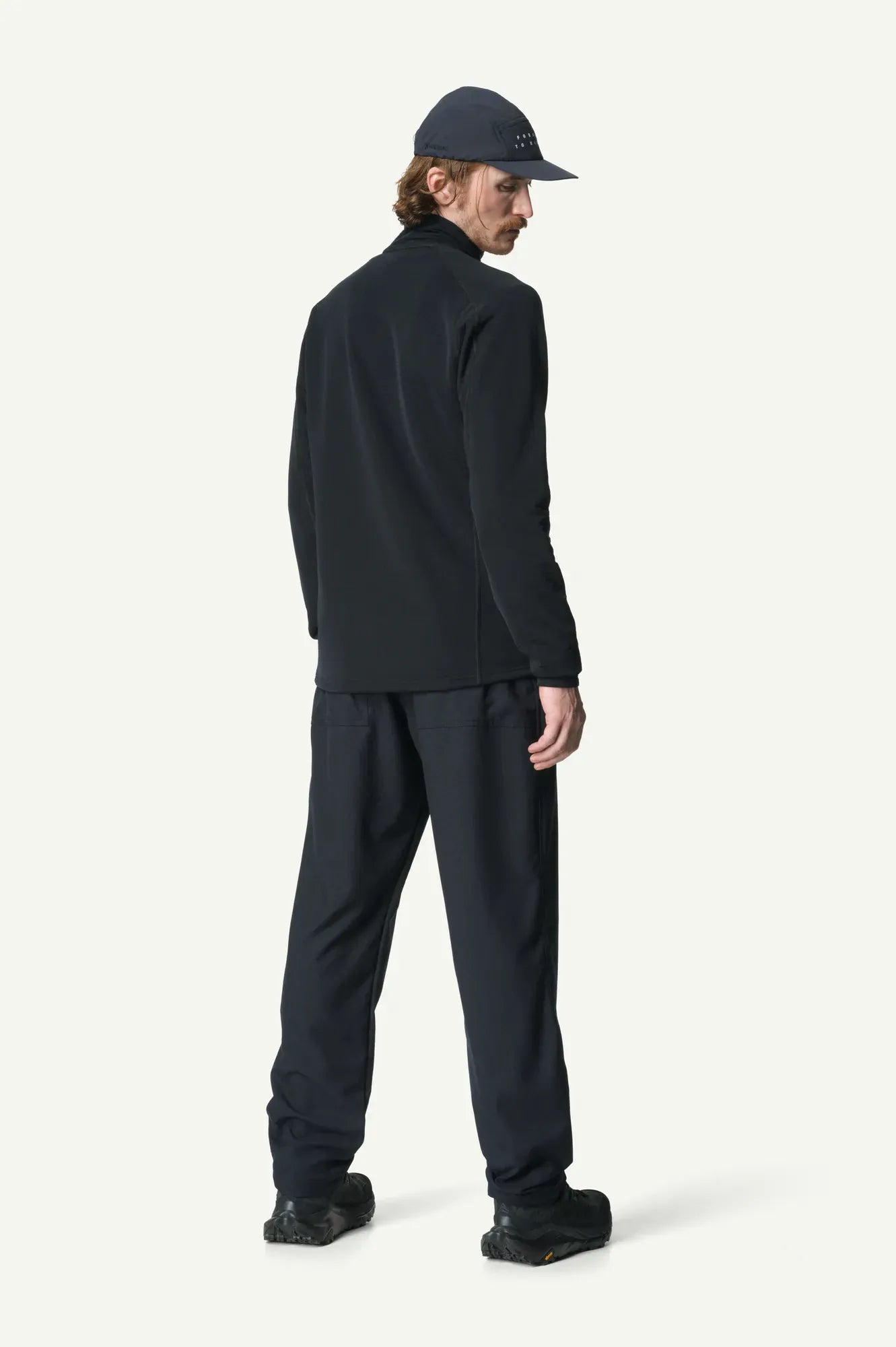 830041_900_101_Men_Aero_Jacket_true_black_C103_c_low