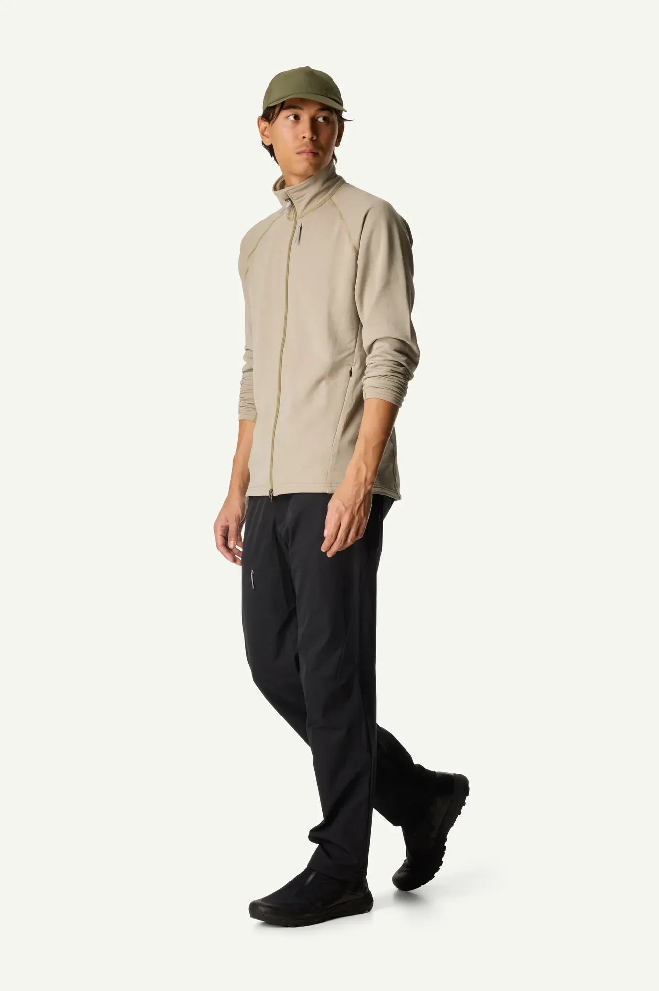 830041_H31_100_Men_Aero_Jacket_powder_green_c_low