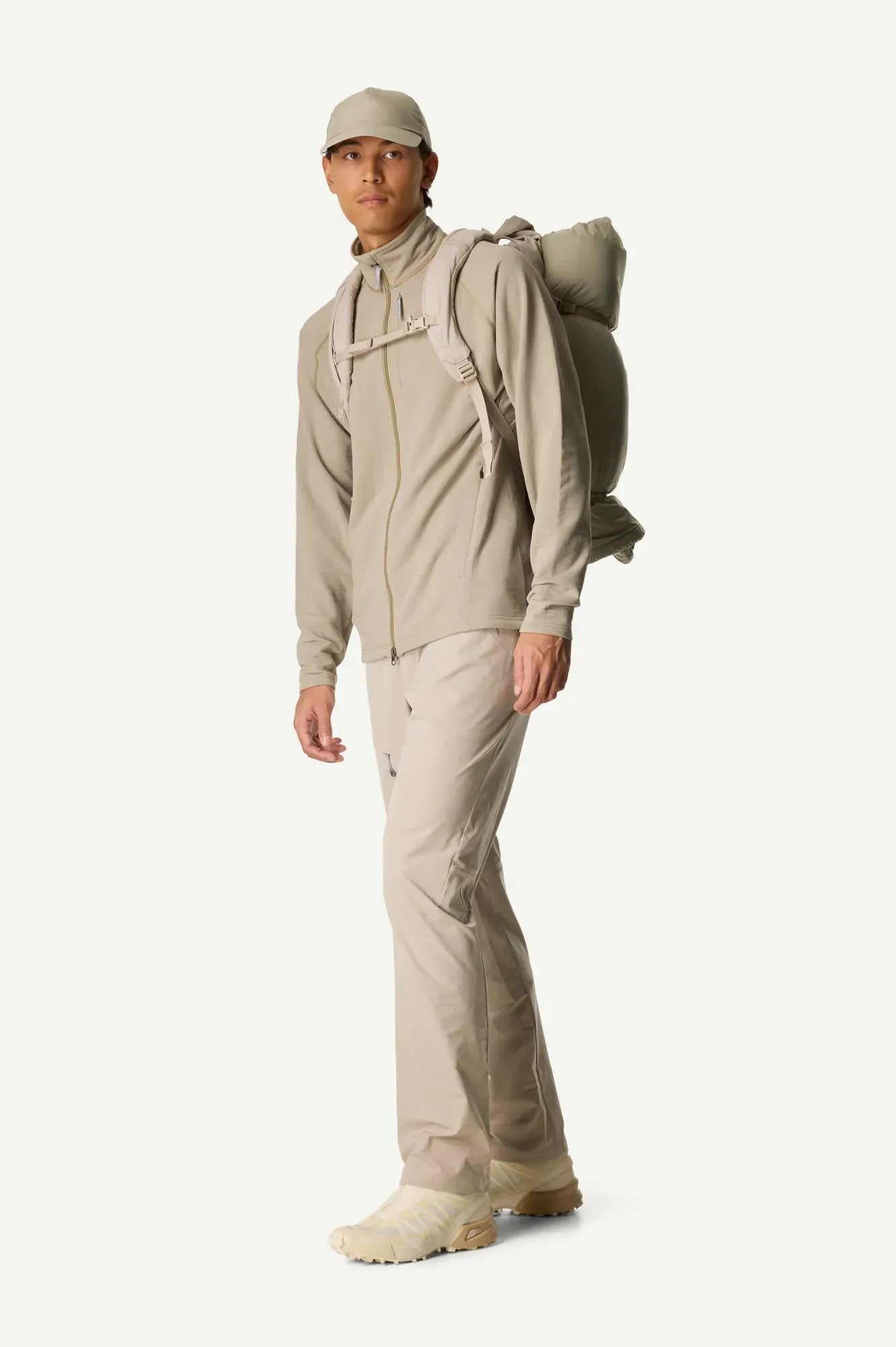 830041_H31_101_Men_Aero_Jacket_powder_green_c_low
