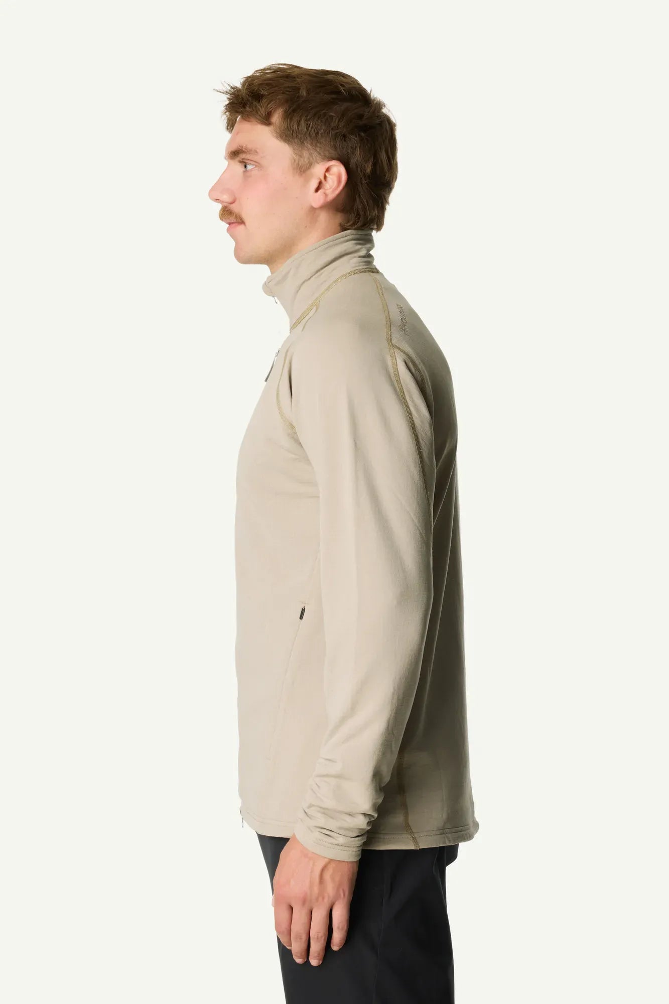 830041_H31_201_Men_Aero_Jacket_powder_green_c_low