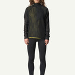 830046_900_100_Women_Pace_Flow_Half_Zip_true_black_C459_c_low