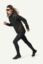 830046_900_101_Women_Pace_Flow_Half_Zip_true_black_C459_c_low
