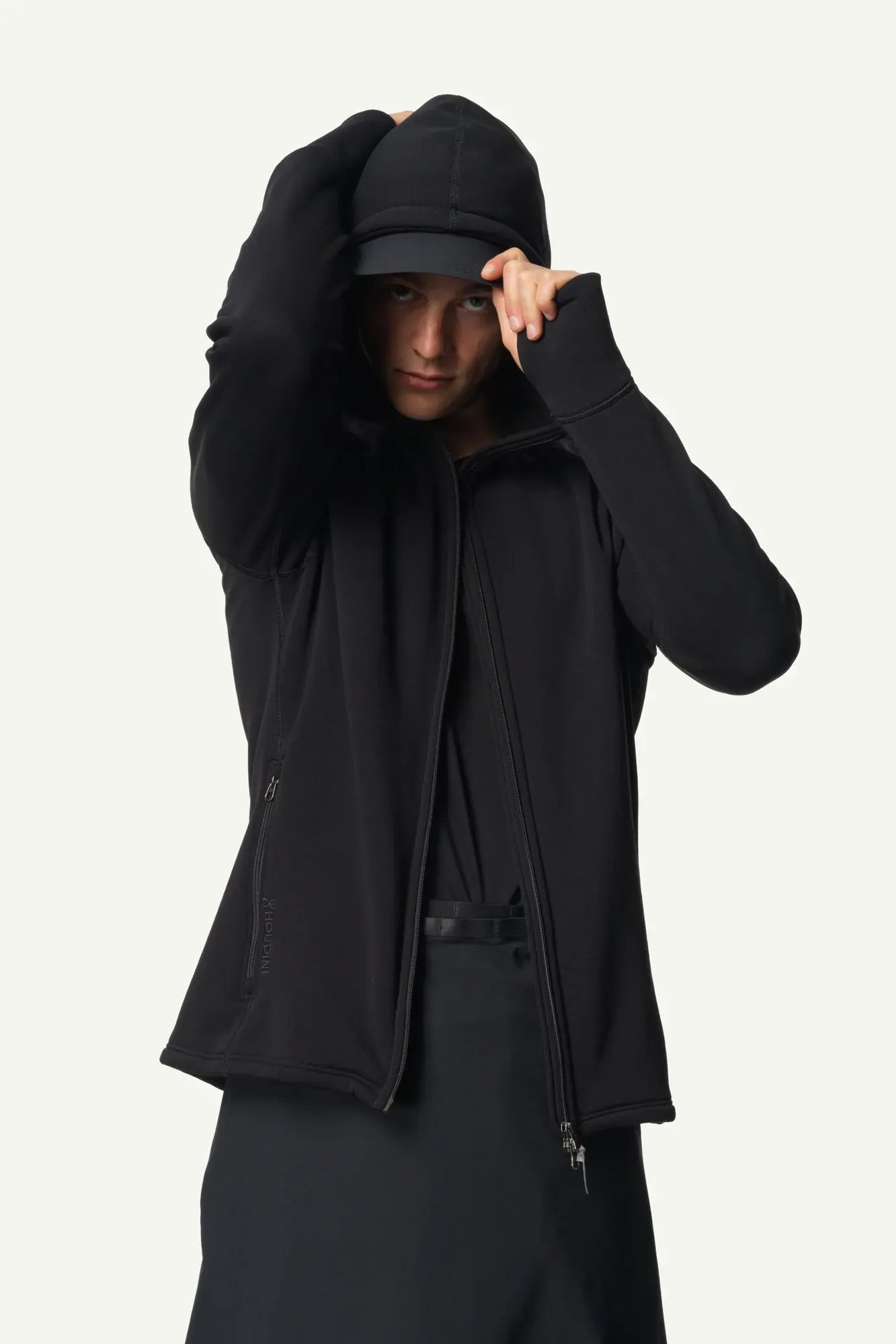 830063_900_200_Men_Power_Houdi_true_black_c_low