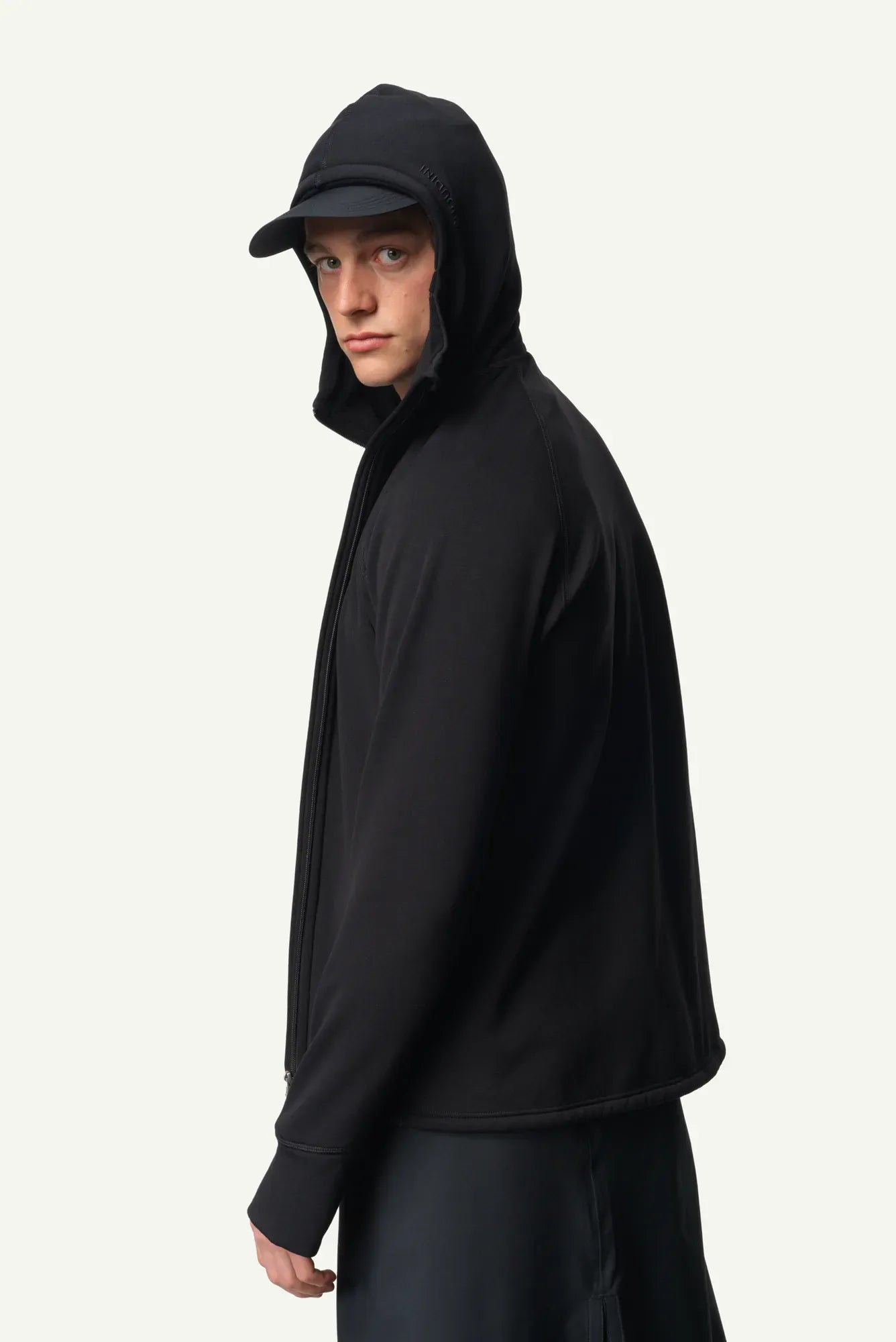 830063_900_400_Men_Power_Houdi_true_black_c_low