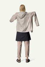 840004_148_107_Women_The_Orange_Jacket_sandstorm_c_low
