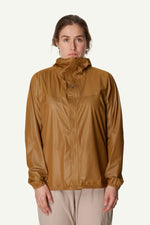 840004_G65_200_Women_The_Orange_Jacket_greenish_gold_A112_c_low