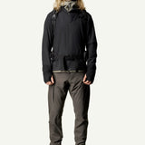 840005_900_102_Men_Pace_Wind_Jacket_true_black_c_low