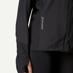 840005_900_603_Men_Pace_Wind_Jacket_true_black_c_low