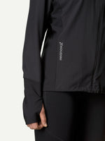 840005_900_603_Men_Pace_Wind_Jacket_true_black_c_low