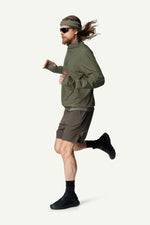 840005_D40_101_Men_Pace_Wind_Jacket_sage_green_C121_c_low