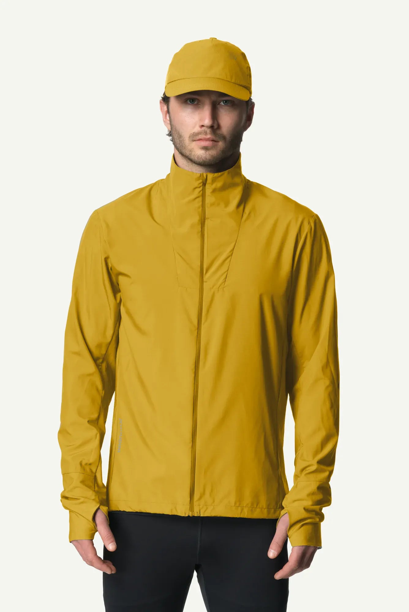 840005_F22_200_Men_Pace_Wind_Jacket_gone_green_C112_c_low
