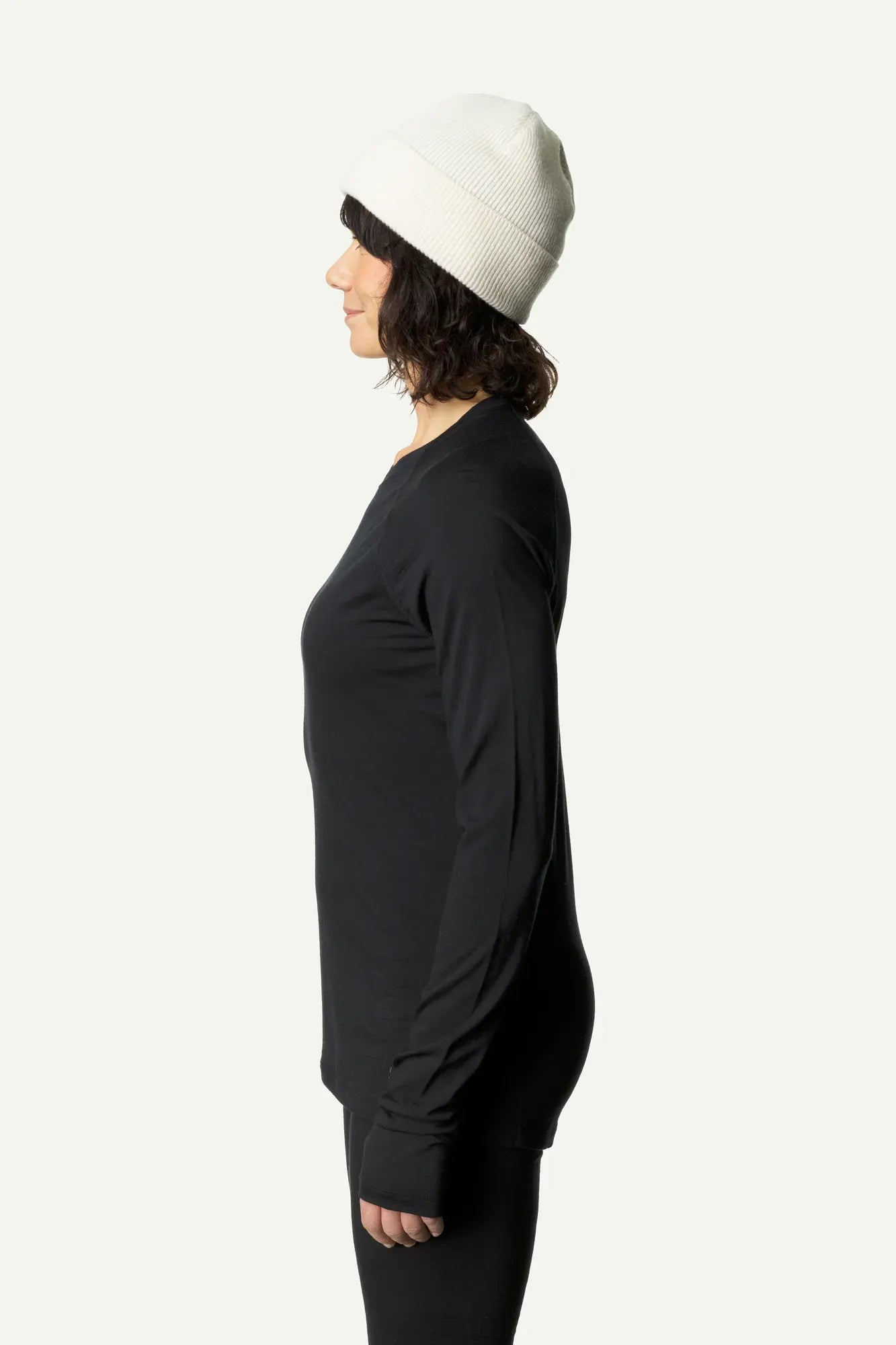 840030_900_201_Women_Desoli_Light_Crew_true_black_c_low