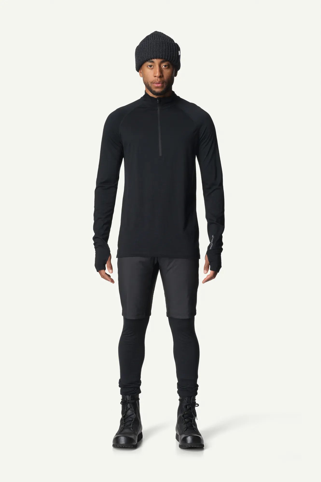 840039_900_100_Men_Desoli_Light_Half_Zip_true_black_c_low