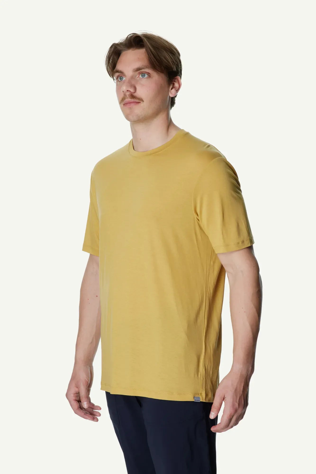 840048_H33_202_Men_Tree_Tee_golden_fields_A372_c_low