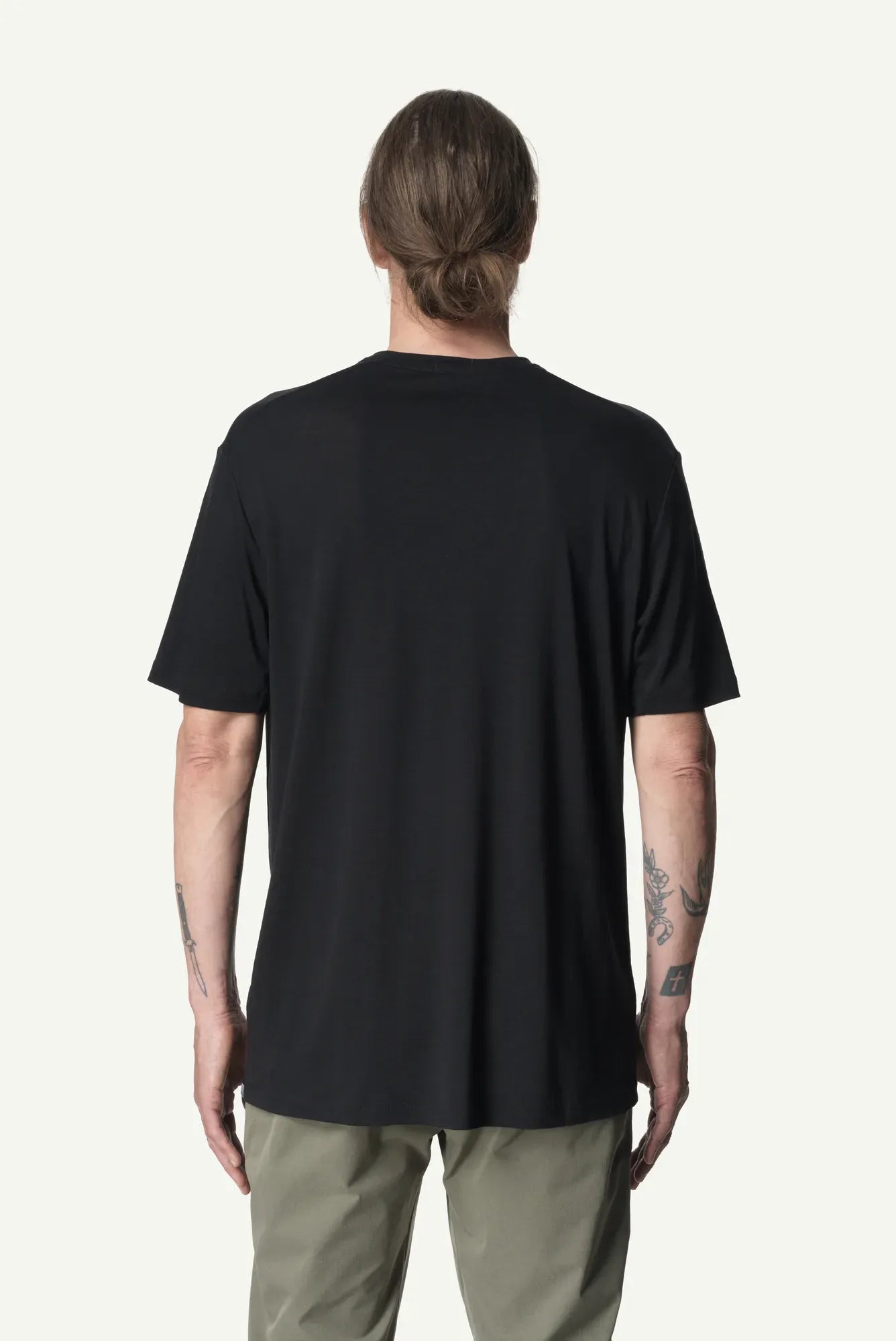 840049_G69_202_Men_Tree_Message_Tee_true_black_C121_c_low