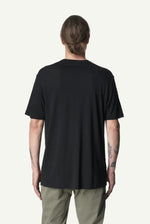 840049_G69_202_Men_Tree_Message_Tee_true_black_C121_c_low