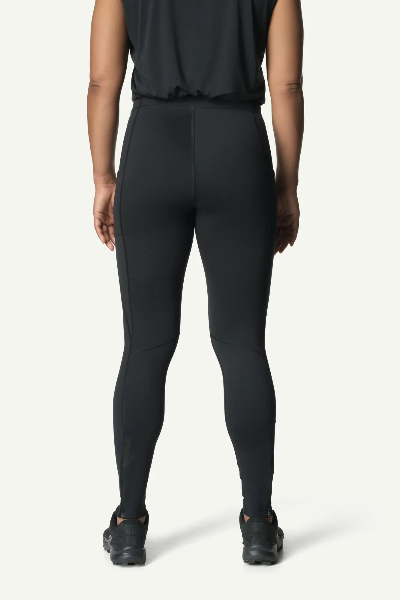 840051_900_202_Women_Pace_Trail_Tights_true_black_C456_c_low