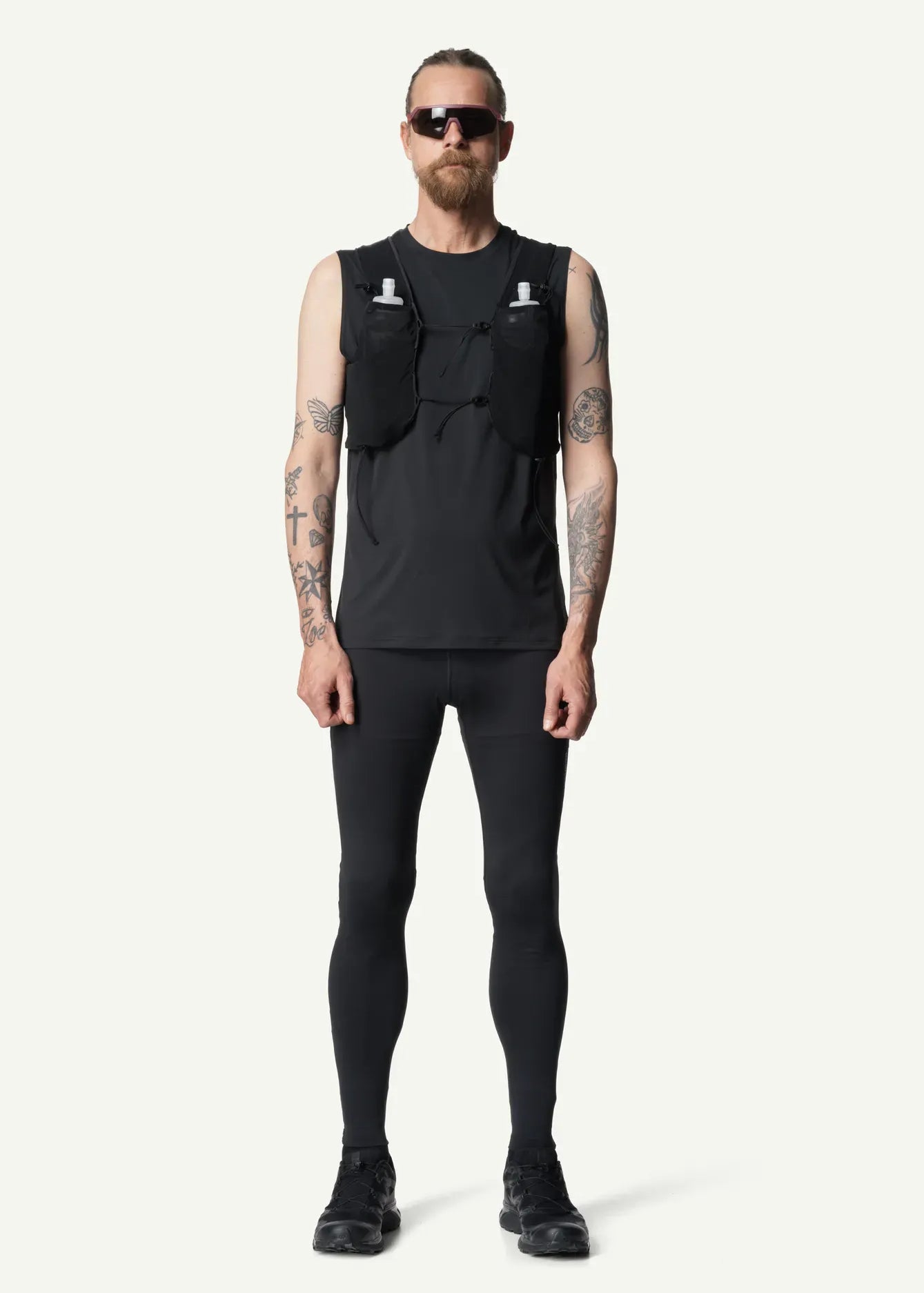 840052_900_100_Men_Pace_Trail_Tights_true_black_C121_c_low