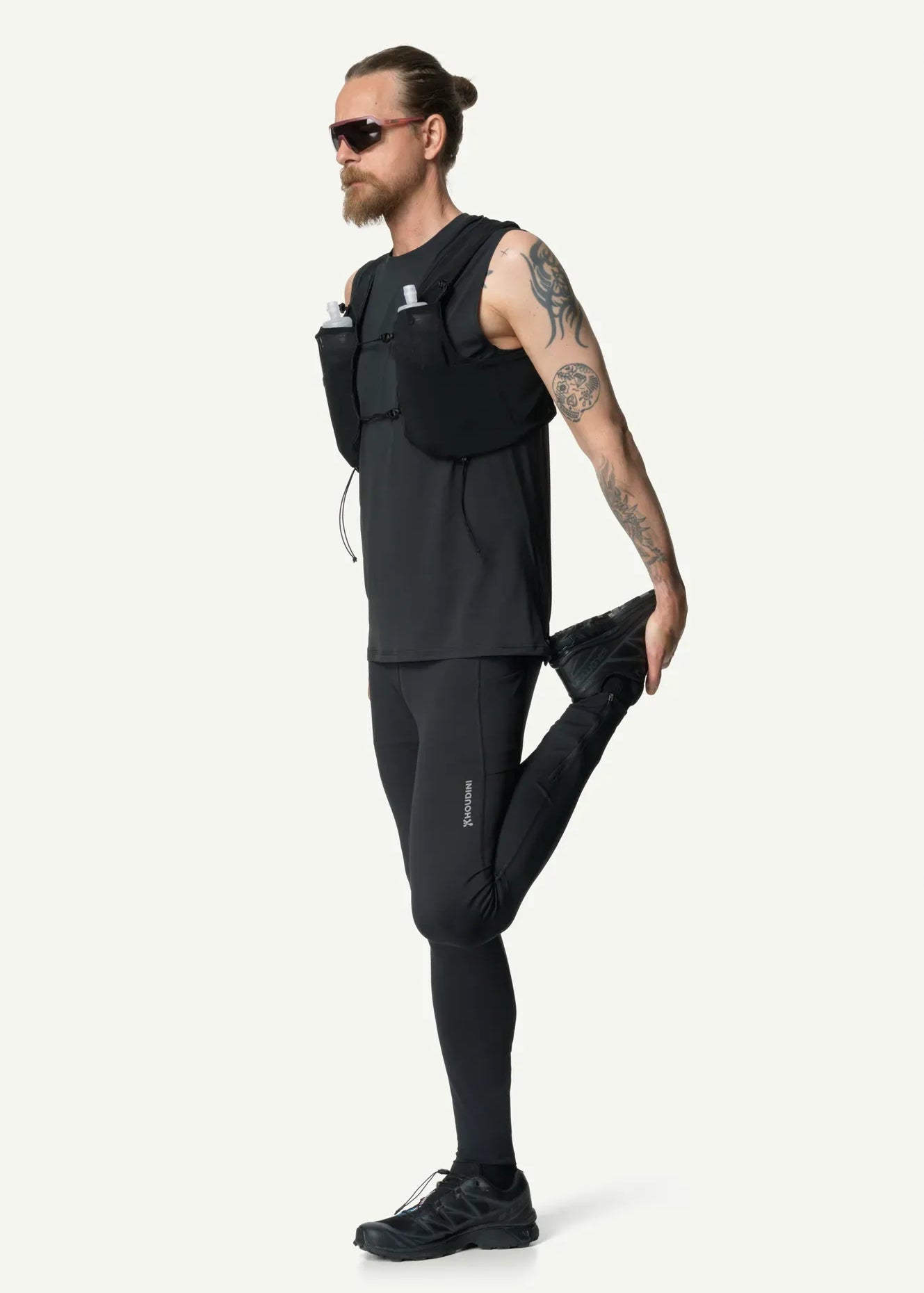 840052_900_103_Men_Pace_Trail_Tights_true_black_C121_c_low