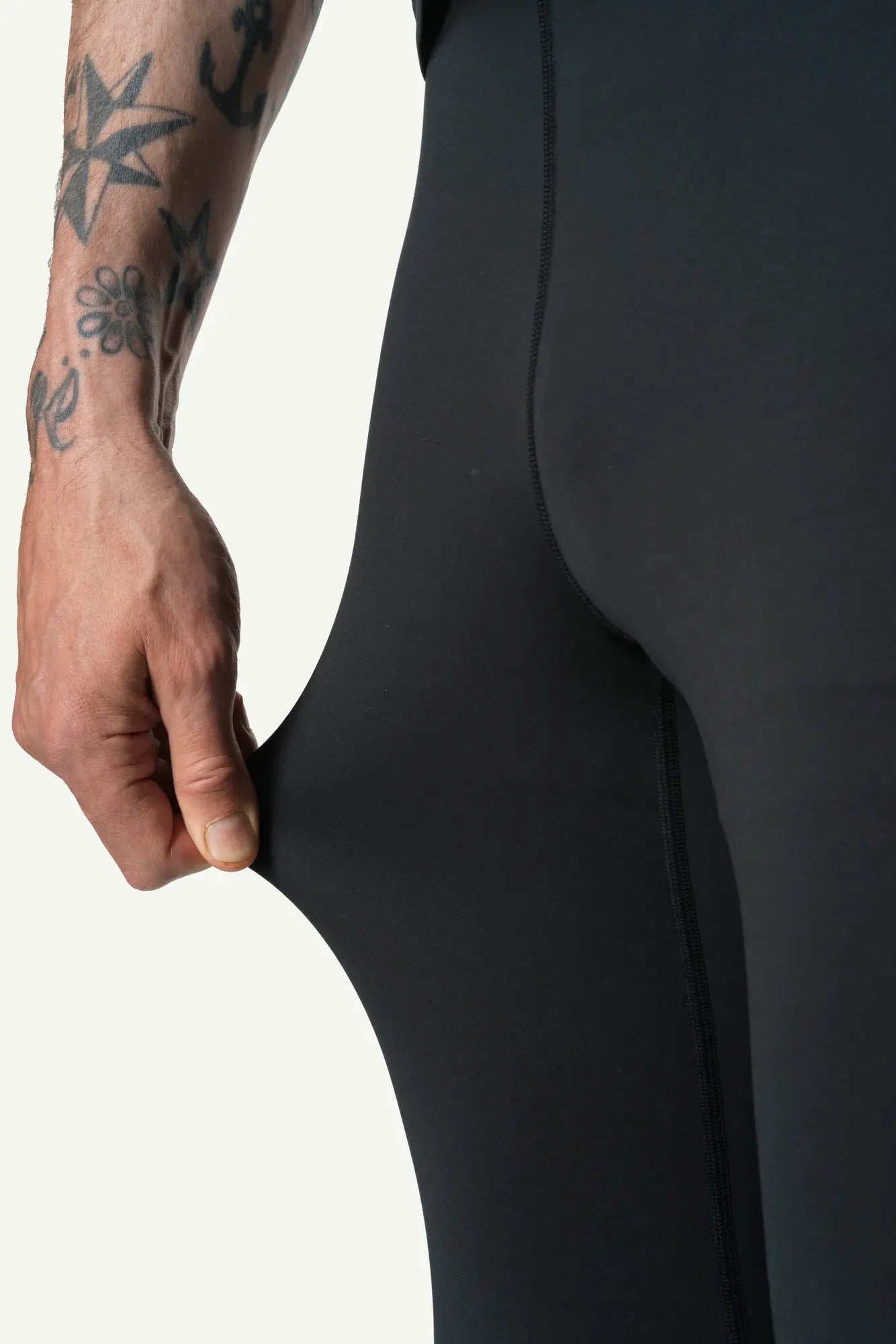 840052_900_204_Men_Pace_Trail_Tights_true_black_c_low