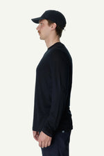 840065_900_201_Men_Tree_LS_Tee_true_black_A372_c_low