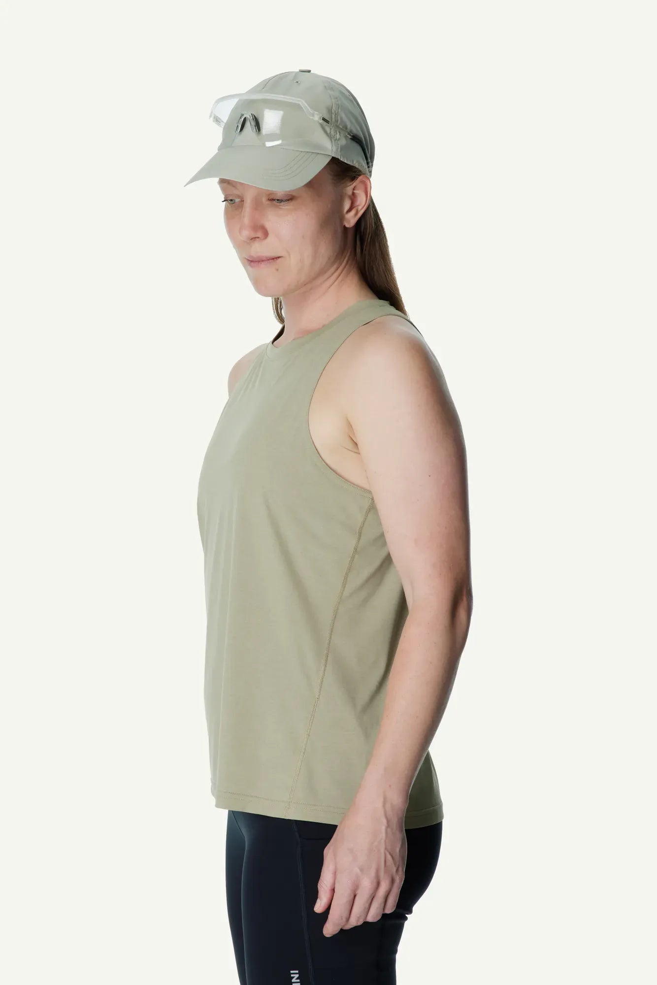 840067_H31_201_Women_Pace_Air_Tank_powder_green_A100_c_low