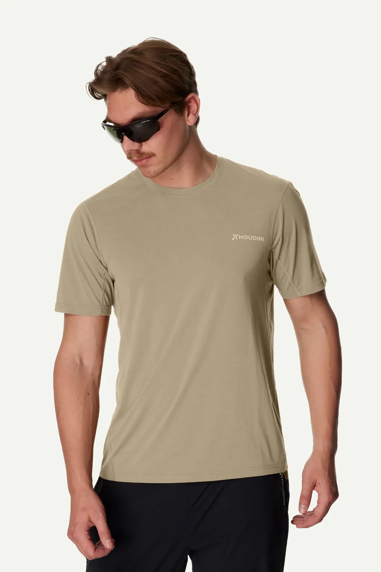 840071_I57_200_Men_Pace_Air_Message_Tee_powder_green_houdini_logo_c_low