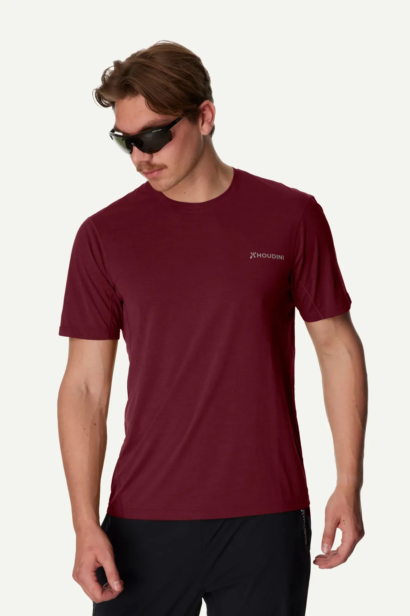 840071_I58_200_Men_Pace_Air_Message_Tee_cab_red_houdini_logo_c_low