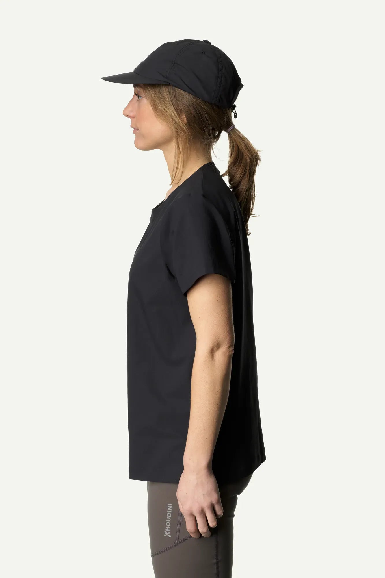 840097_900_201_Women_Cover_Tee_true_black_c_low