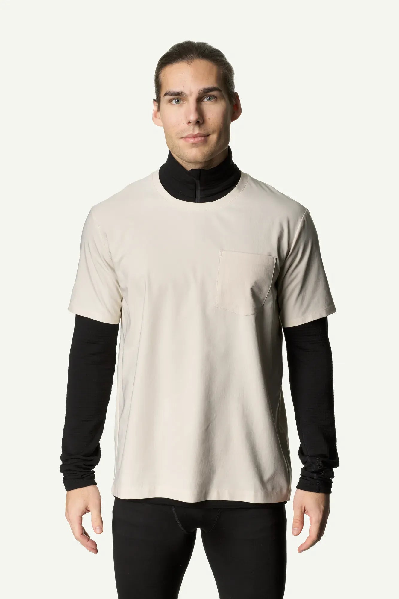 840098_191_200_Men_Cover_Tee_foggy_mountain_c_low