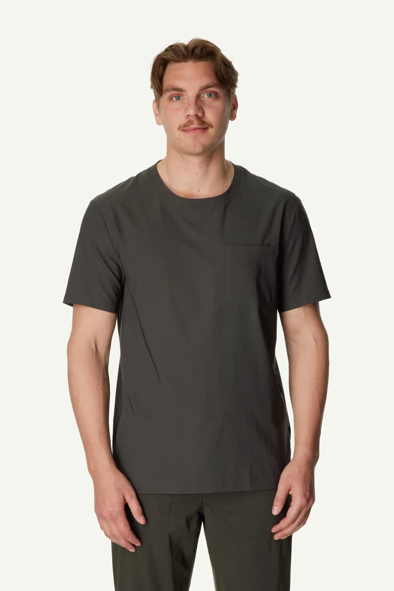 840098_H29_200_Men_Cover_Tee_II_green_illusion_A372_c_low