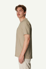 840098_H31_202_Men_Cover_Tee_II_powder_green_A372_c_low