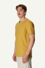 840098_H33_201_Men_Cover_Tee_II_golden_fields_A372_c_low