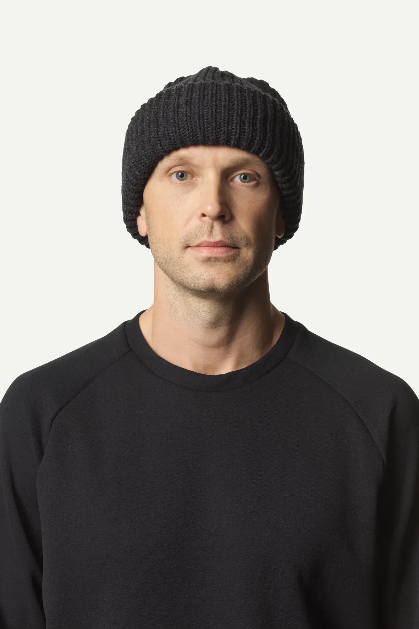 850008_910_202_Men_Big_Hat_rock_black_c_low