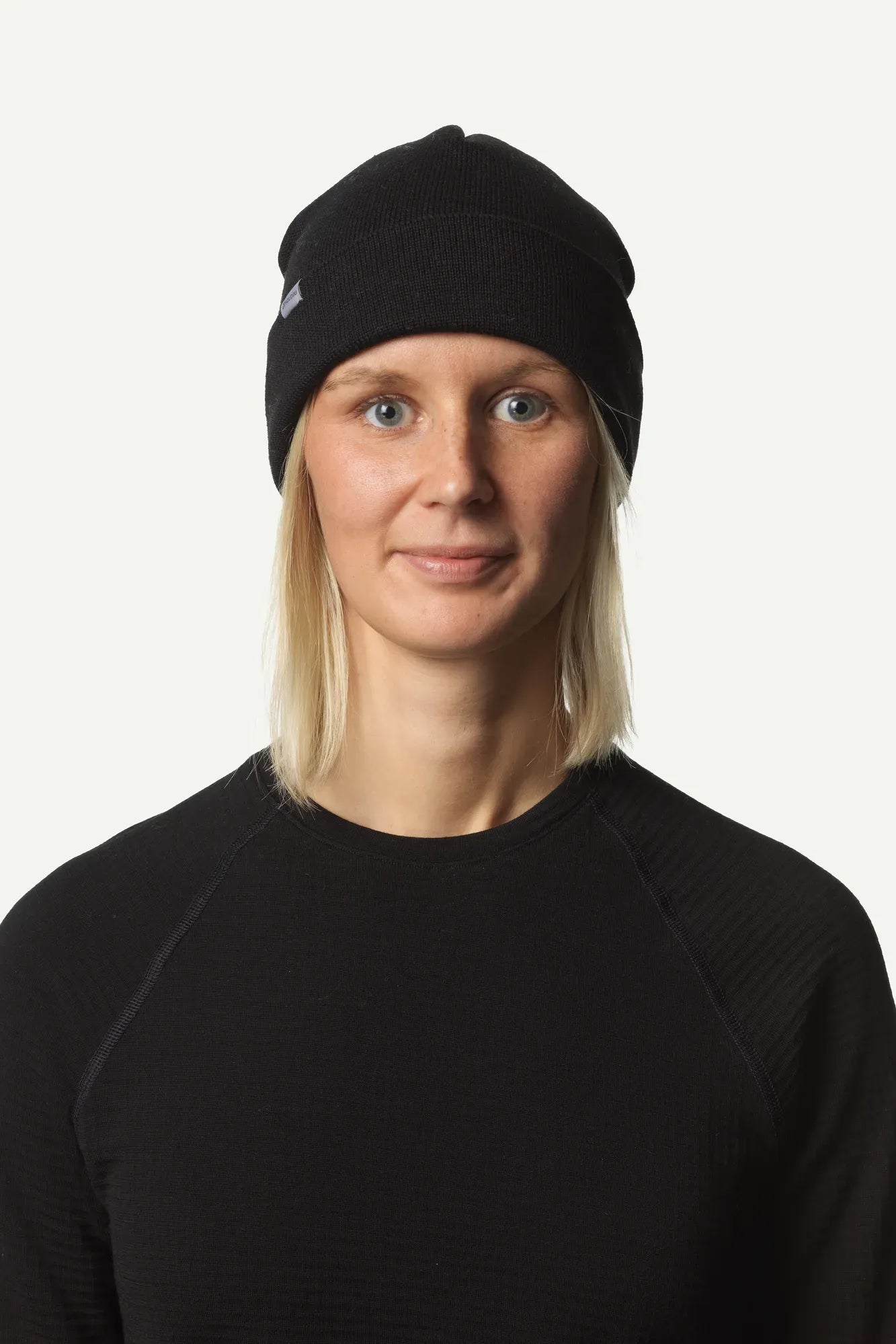 850009_900_200_Women_Brisk_Hat_true_black_c_low