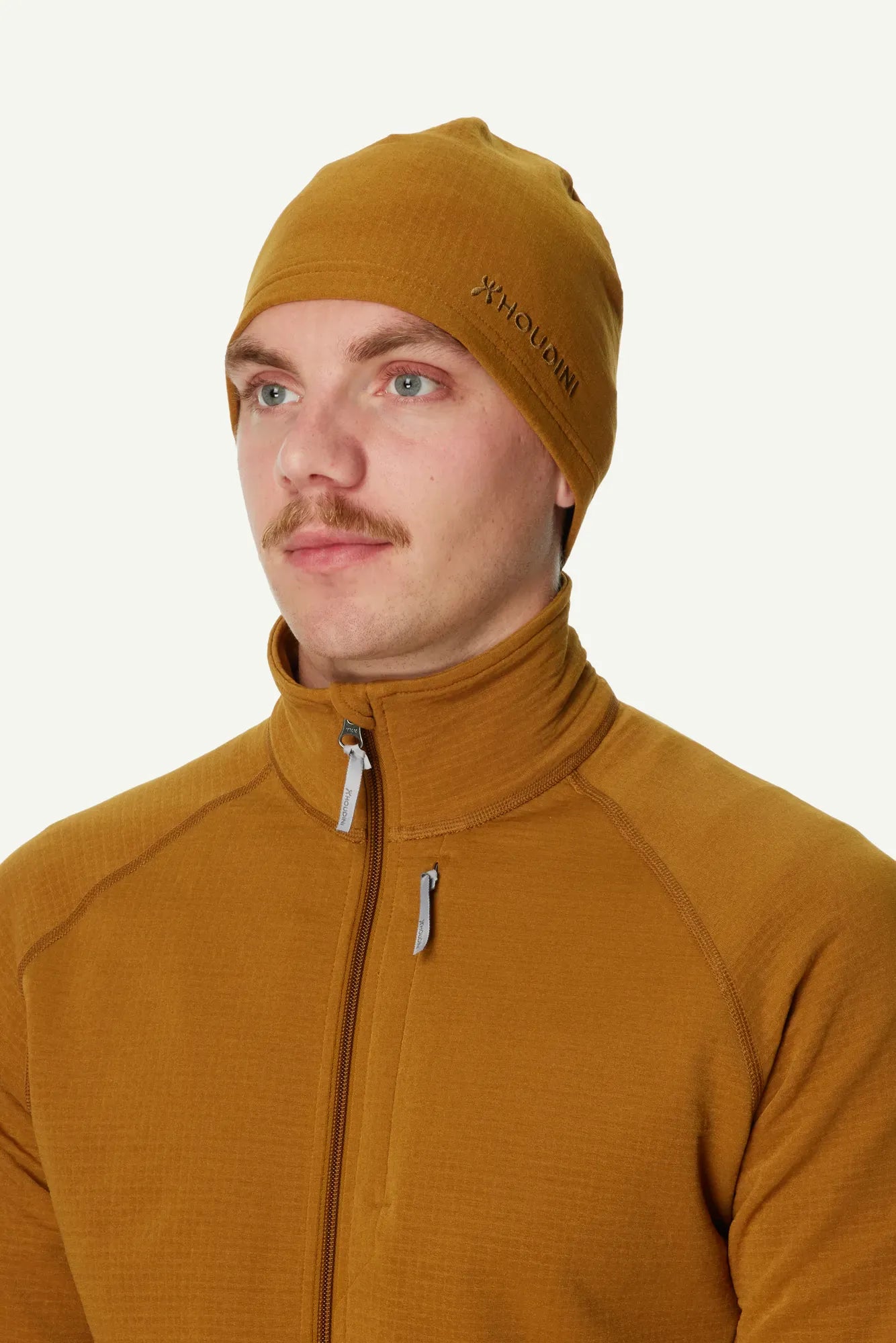 850034_G65_203_Aero_Hat_greenish_gold_c_low