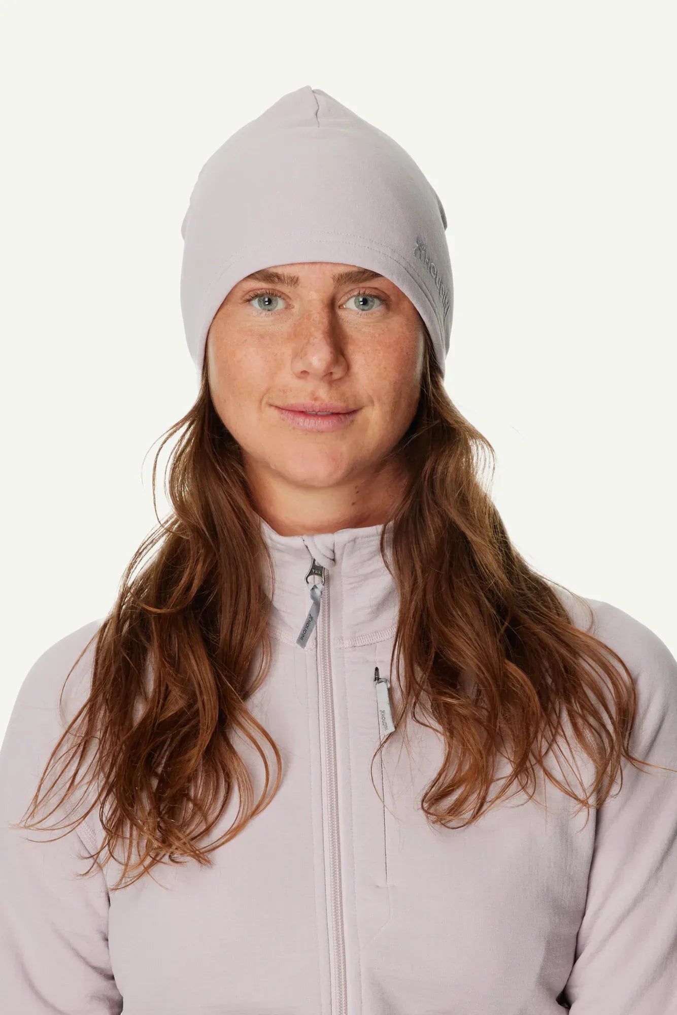 850034_H30_200_Aero_Hat_silver_purple_c_low