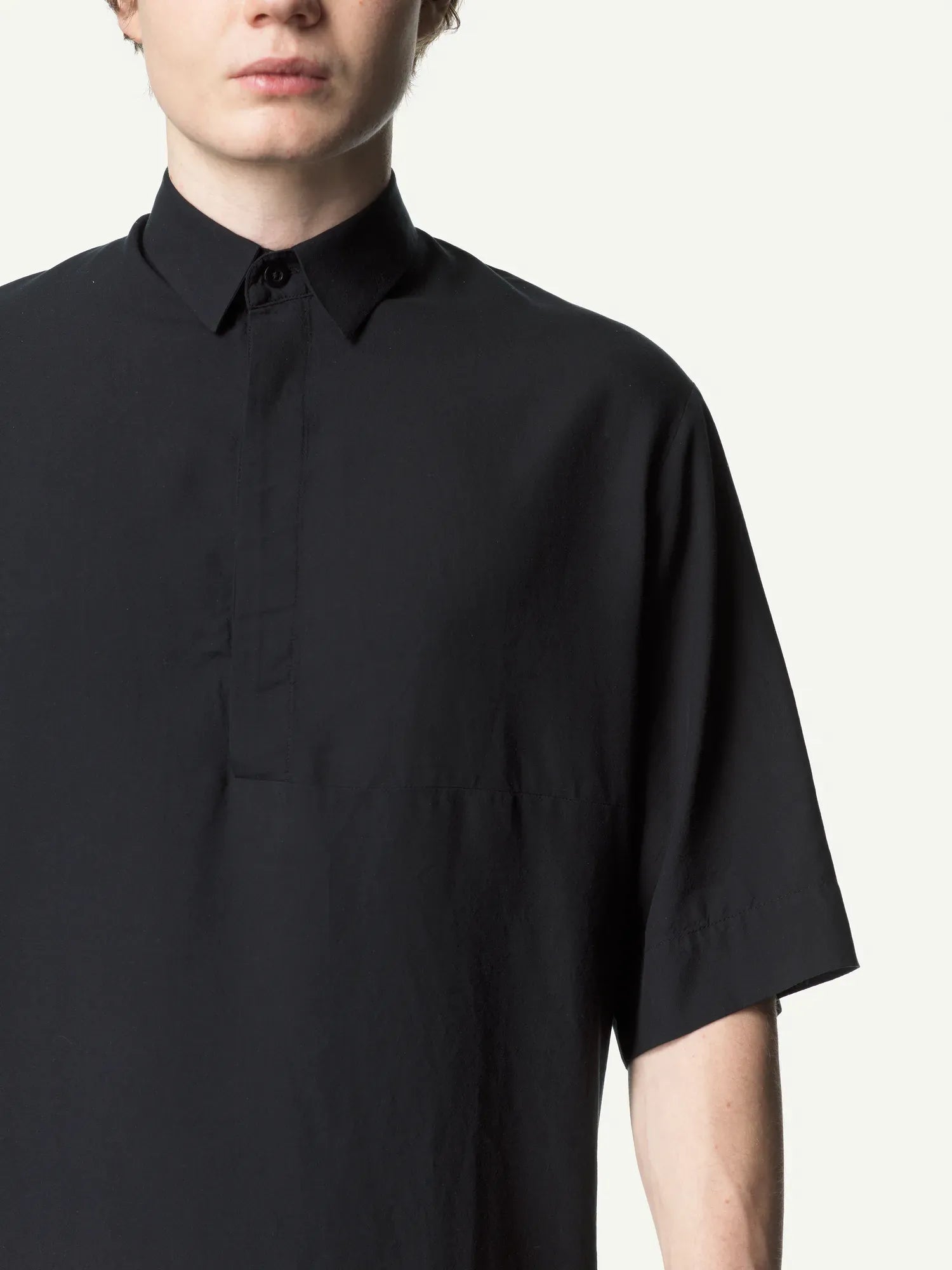 860009_B30_600_Men_Tree_Polo_Shirt_true_black_light_c_low