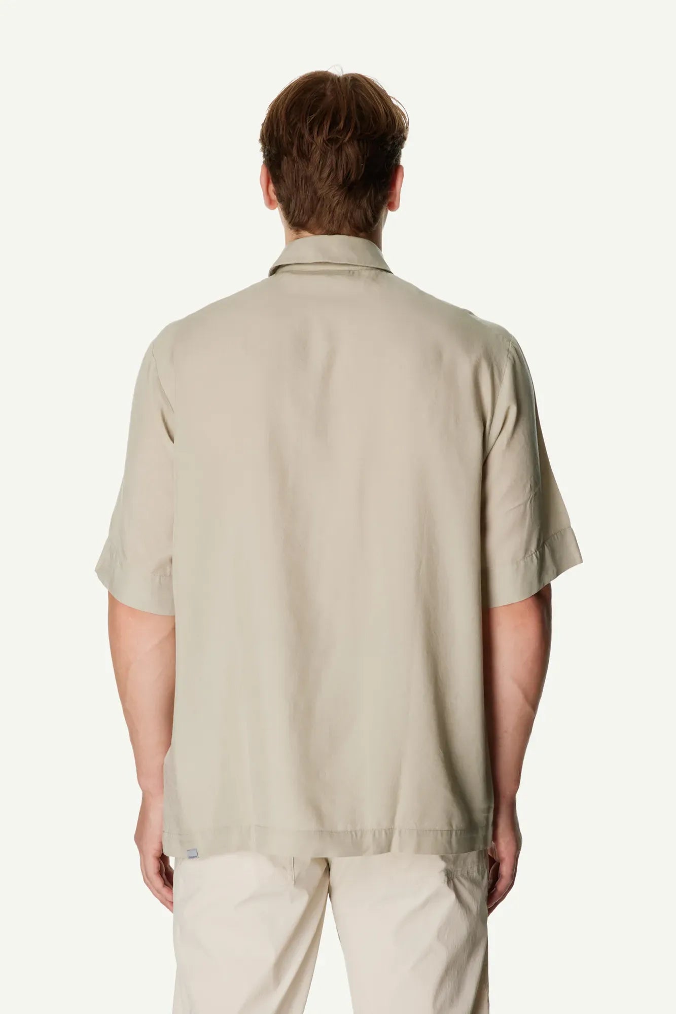 860009_H28_201_Men_Tree_Polo_Shirt_greenish_gray_A372_c_low