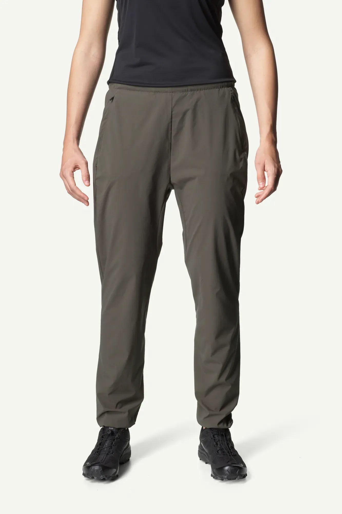 860015_174_200_Women_Pace_Light_Pants_baremark_green_c_low