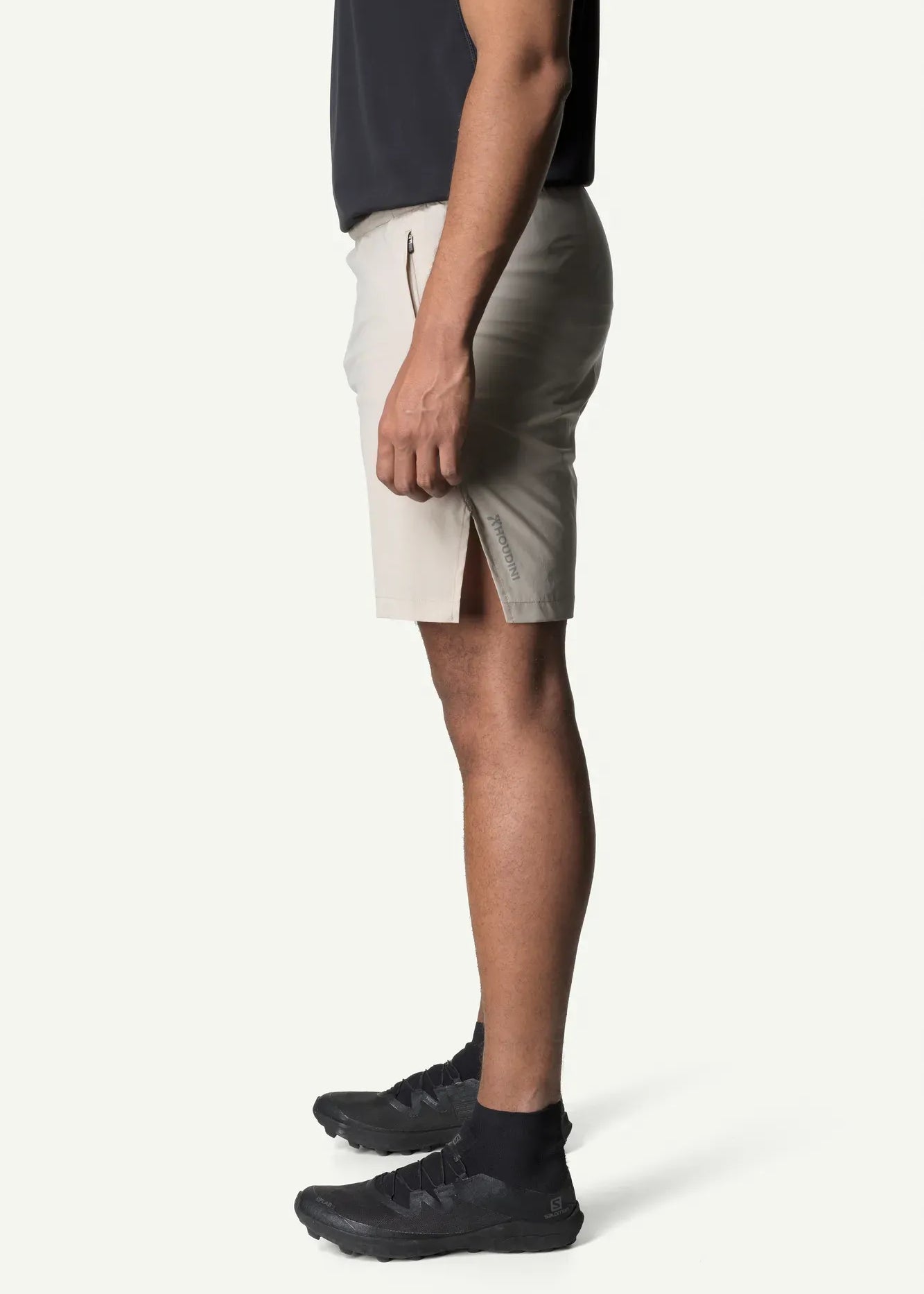 860016_148_201_Men_Pace_Light_Shorts_sandstorm_c_low