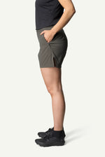 860017_174_201_Women_Pace_Light_Shorts_baremark_green_c_low