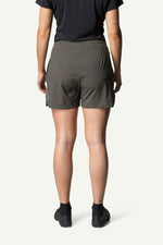 860017_174_202_Women_Pace_Light_Shorts_baremark_green_c_low