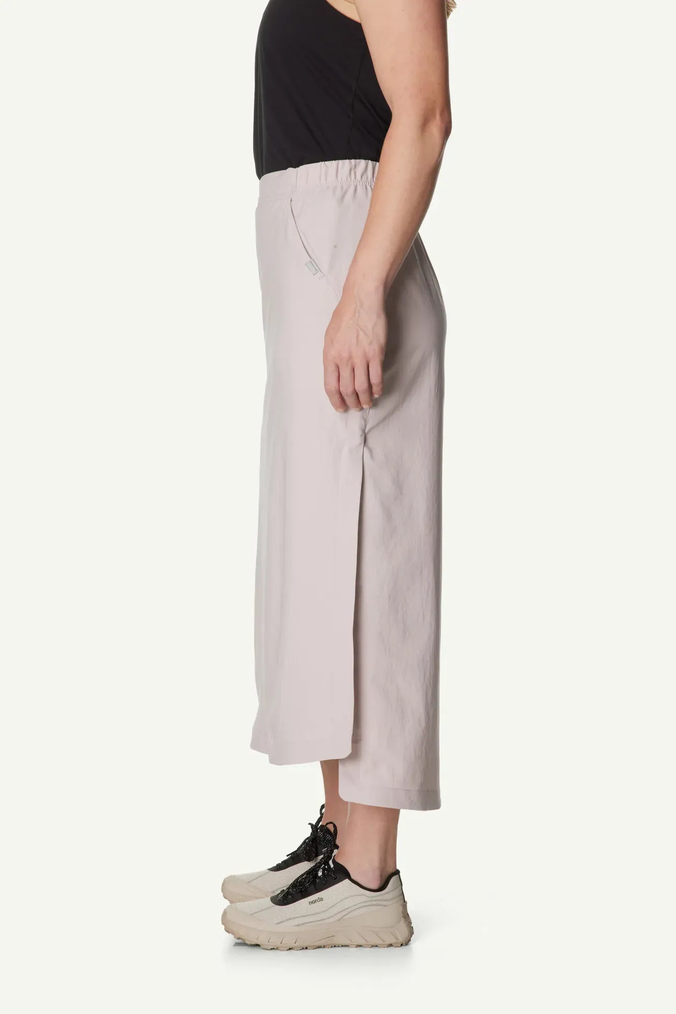 860018_H30_201_Women_Walkabout_Skirt_silver_purple_A127_c_low