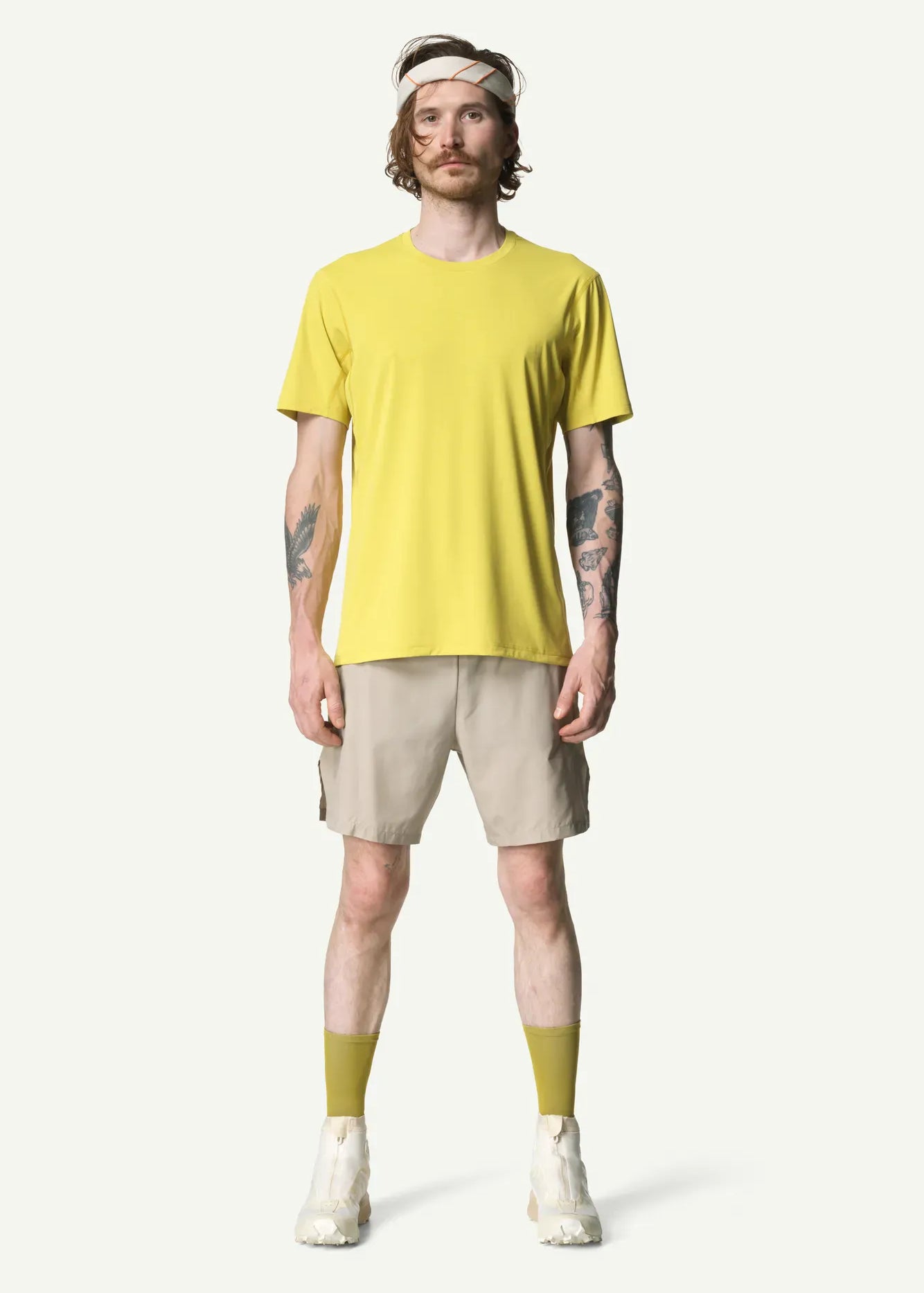 860019_F23_103_Men_Pace_Air_Tee_be_the_light_green_C103_c_low