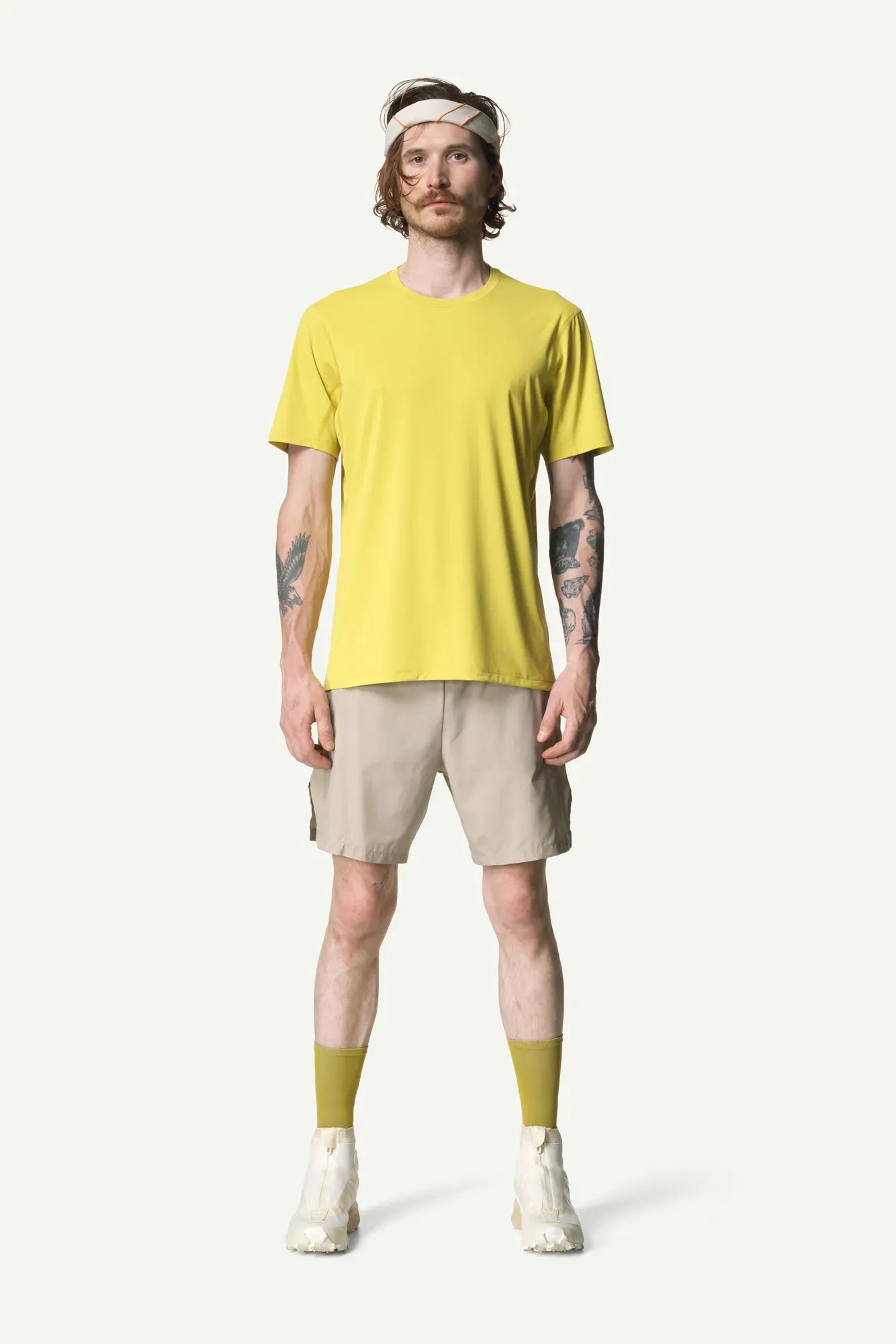 860019_F23_103_Men_Pace_Air_Tee_be_the_light_green_C103_c_low