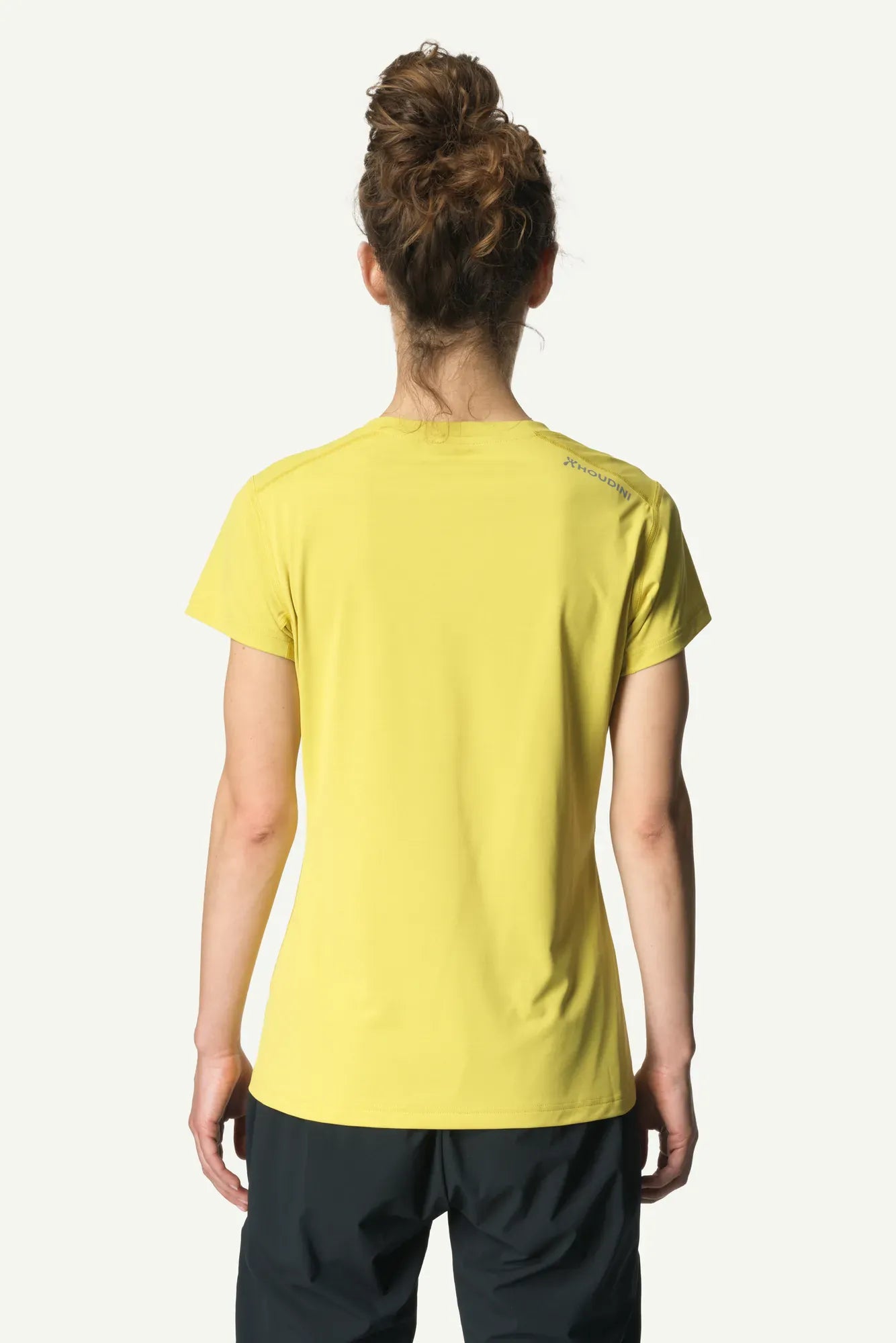 860020_F23_203_Women_Pace_Air_Tee_be_the_light_green_C459_c_low
